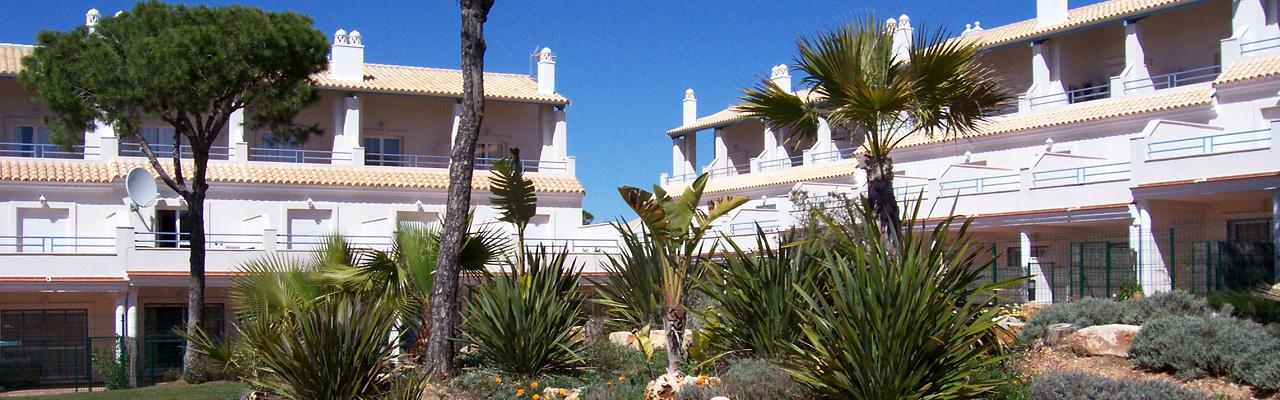 Onze mooie townhouse in een prachtig complex in Nuevo Portil - in de buurt van zowel golfbaan als het strand